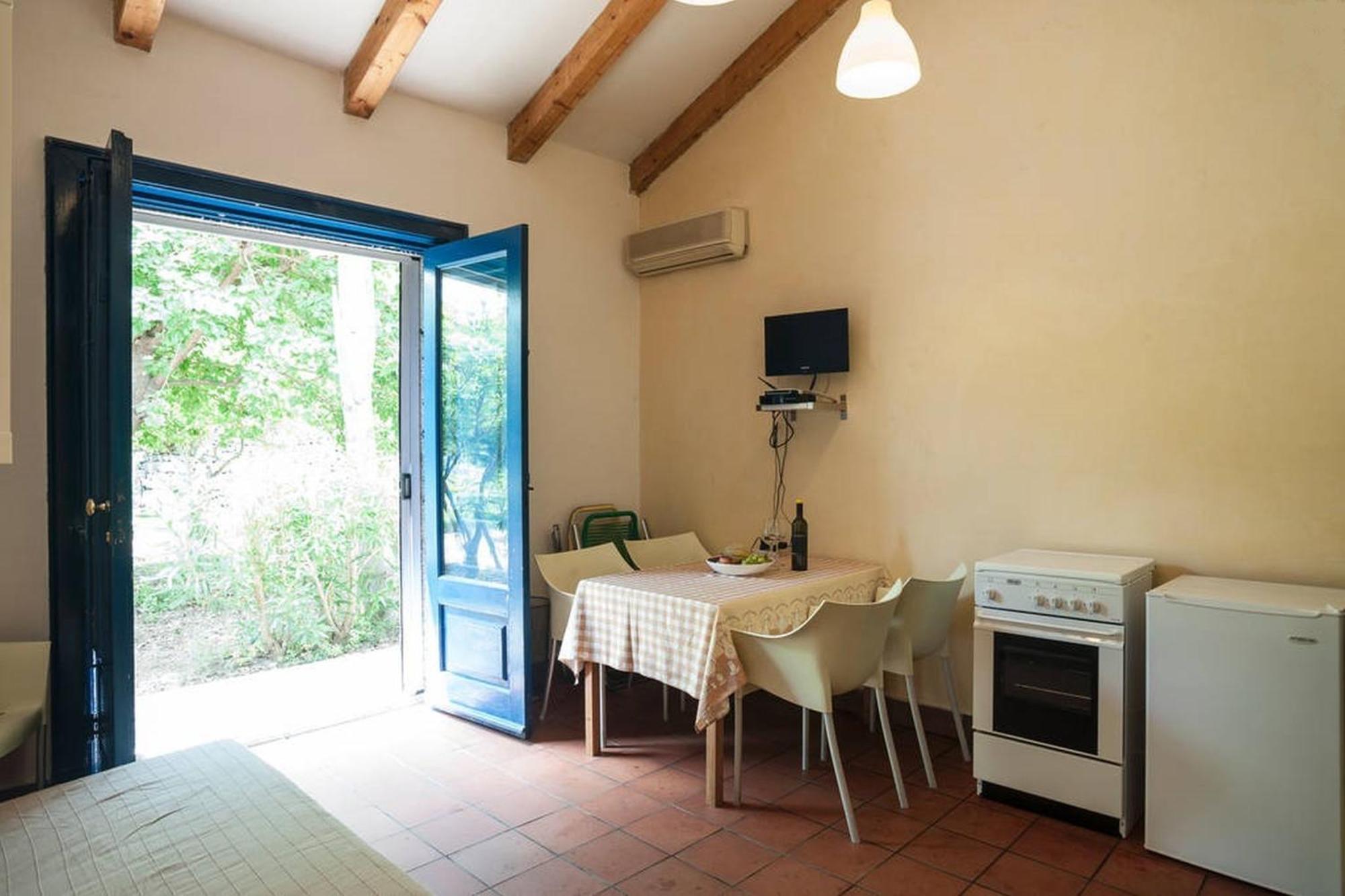 Come In Sicily La Pietra Monaca Διαμέρισμα Acireale Δωμάτιο φωτογραφία