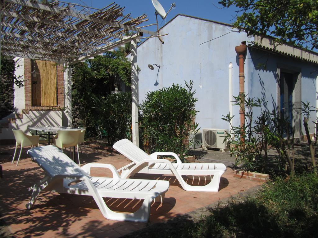Come In Sicily La Pietra Monaca Διαμέρισμα Acireale Δωμάτιο φωτογραφία